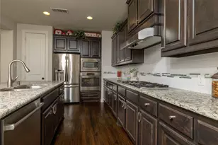 955 Champions Way, Roanoke, TX 76262 - Photo 19