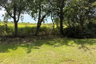1402 Circle Dr, Cooper, TX 75432 - Photo 19