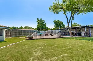 3217 Colonel Cir, Garland, TX 75043 - Photo 27