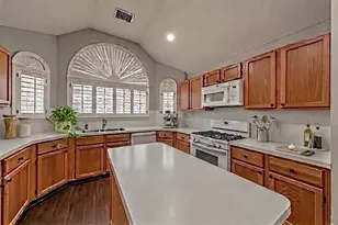4809 Buckskin Dr, Fort Worth, TX 76137 - Photo 5
