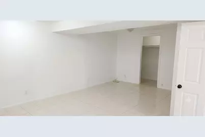 901 E Daugherty Drive, Garland, TX 75041 - Photo 9
