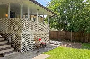 901 E Daugherty Dr, Garland, TX 75041 - Photo 13