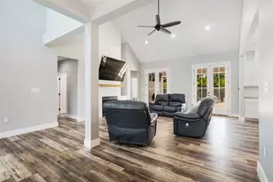 303 Cates Rd, Van Alstyne, TX 75495 - Photo 5