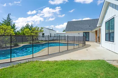 303 Cates Road, Van Alstyne, TX 75495 - Photo 31