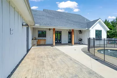 303 Cates Road, Van Alstyne, TX 75495 - Photo 33