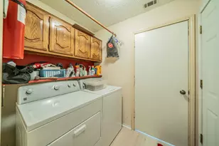 5011 Springbrook Dr, Midlothian, TX 76065 - Photo 9