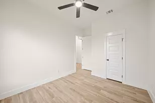 2120 NW 21st St, Fort Worth, TX 76164 - Photo 25