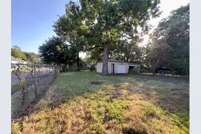 3831 Wilder Street, Dallas, TX 75215 - Photo 11