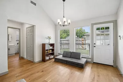 5631 Victor Street, Dallas, TX 75214 - Photo 9