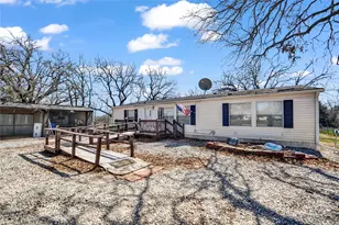 289 Co Rd 3550, Paradise, TX 76073 - Photo 23