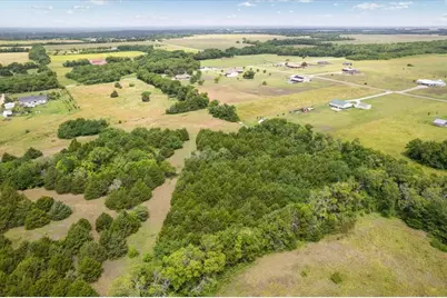 10843 E Line Road, Trenton, TX 75490 - Photo 9