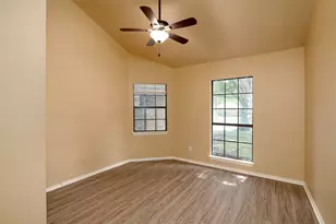 2521 Liberty Ln, Denton, TX 76209 - Photo 15