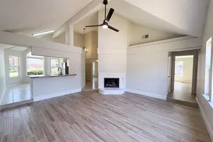 713 Lake Bluff Dr, Flower Mound, TX 75028 - Photo 3