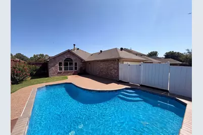 713 Lake Bluff Drive, Flower Mound, TX 75028 - Photo 5