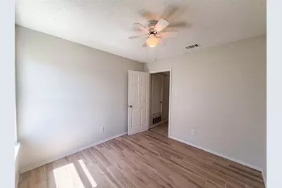 713 Lake Bluff Drive, Flower Mound, TX 75028 - Photo 15