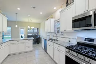 9809 Timber Wolf Ln, McKinney, TX 75071 - Photo 5