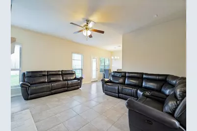 9809 Timberwolf Lane, McKinney, TX 75071 - Photo 3