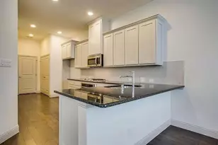 4678C Dozier Rd, Carrollton, TX 75010 - Photo 9