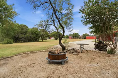 180 Bend Of The Bosque Road, China Spring, TX 76633 - Photo 15