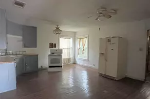 802 Gardner Dr, Palestine, TX 75803 - Photo 13