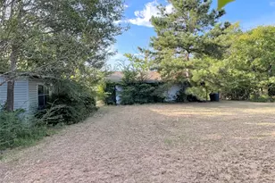 802 Gardner Dr, Palestine, TX 75803 - Photo 37