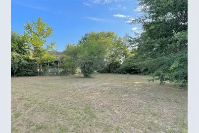 802 Gardner Drive, Palestine, TX 75803 - Photo 5