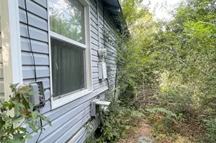 802 Gardner Dr, Palestine, TX 75803 - Photo 35
