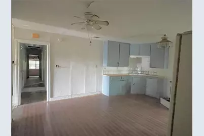 802 Gardner Drive, Palestine, TX 75803 - Photo 13