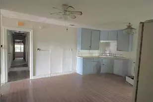 802 Gardner Dr, Palestine, TX 75803 - Photo 13