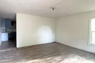 802 Gardner Dr, Palestine, TX 75803 - Photo 9