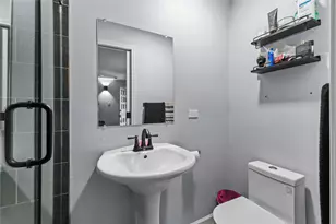8128 Newman Dr, North Richland Hills, TX 76180 - Photo 15