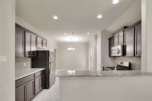 300 Black Bear Dr, McKinney, TX 75071 - Photo 7