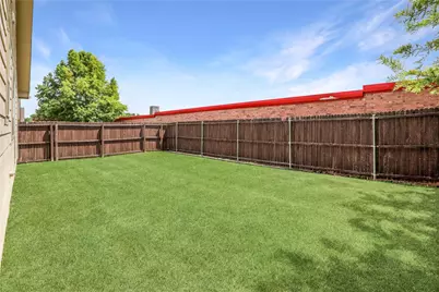 300 Black Bear Drive, McKinney, TX 75071 - Photo 23