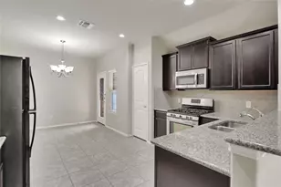 300 Black Bear Dr, McKinney, TX 75071 - Photo 9