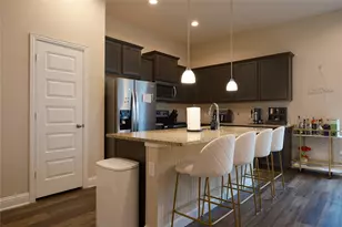 1936 Bel Air Dr, Arlington, TX 76010 - Photo 3