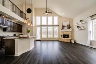 709 Auburn Ct, Savannah, TX 76227 - Photo 5