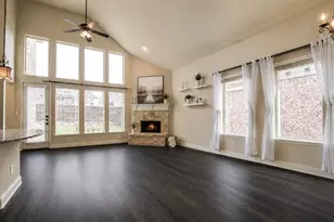709 Auburn Ct, Savannah, TX 76227 - Photo 7