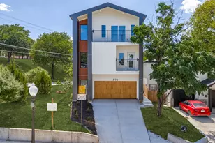 419 N Denley Dr, Dallas, TX 75203 - Photo 1