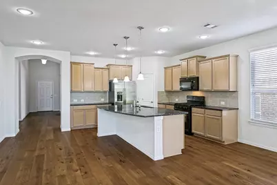 211 Copper Canyon Drive, Lewisville, TX 75067 - Photo 11