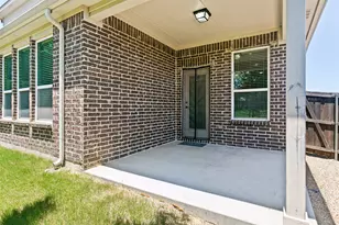 211 Copper Canyon Dr, Lewisville, TX 75067 - Photo 23