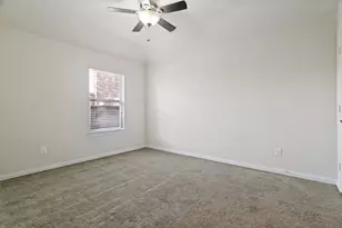 211 Copper Canyon Dr, Lewisville, TX 75067 - Photo 19