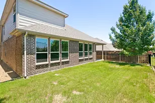 211 Copper Canyon Dr, Lewisville, TX 75067 - Photo 23