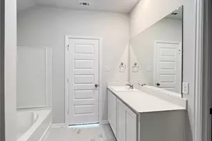 553 Meadow Run Dr, Van Alstyne, TX 75495 - Photo 15