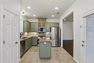 1404 Chaucer Drive, Cleburne, TX 76033 - Photo 19
