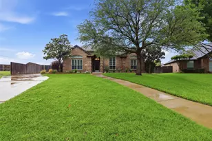 1404 Chaucer Dr, Cleburne, TX 76033 - Photo 29