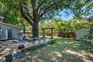 201 Delmore Dr, Hillsboro, TX 76645 - Photo 35