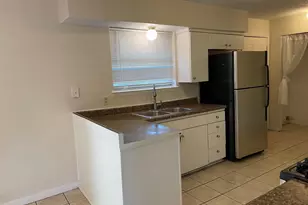 102 Roma Dr, Garland, TX 75041 - Photo 5