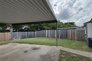2530 Indigo Ln, Arlington, TX 76015 - Photo 5