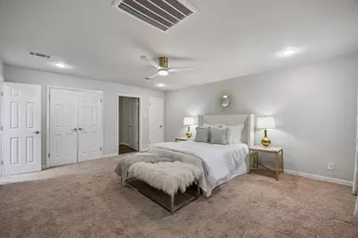 9605 Crestedge Drive, Dallas, TX 75238 - Photo 13