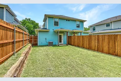 1323 S 5th Avenue, Denison, TX 75021 - Photo 23